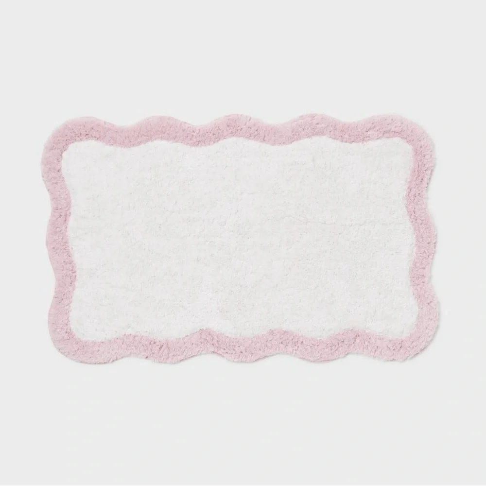Target Pink and White Bath Mat NEW